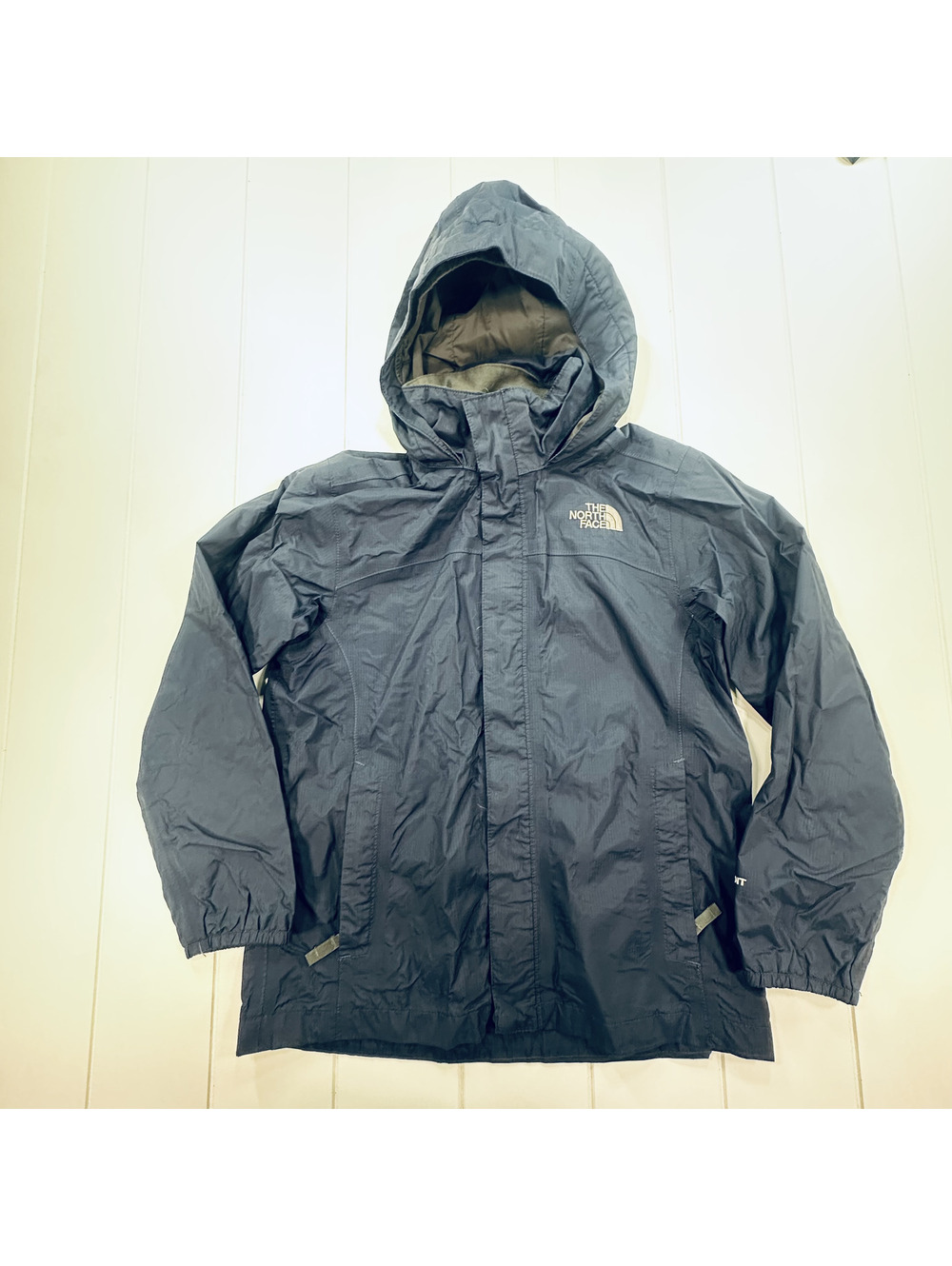 The North Face Boys Waterproof Hooded Rain Jacket Navy Blue M 10/12 | Gorpcore